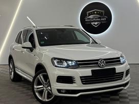 Volkswagen Touareg, 3.0 l., Внедорожник / Кроссовер
