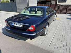 Jaguar XJ, 2.7 l., Седан