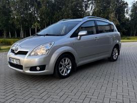 Toyota Corolla Verso, 2.2 l., Минивэн