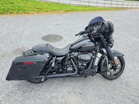 Harley-Davidson FLH 1790cc, choppers / cruisers / custom