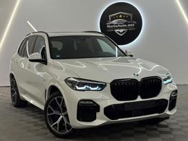 BMW X5, 3.0 l., off-road / crossover