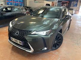 Lexus UX 250h, 2.0 l., off-road / crossover