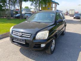 Kia Sportage, 2.0 l., off-road / crossover