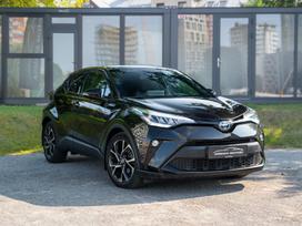 Toyota C-HR, 2.0 l., off-road / crossover