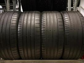 Pirelli P ZERO (PZ4), летние 275/35 R22