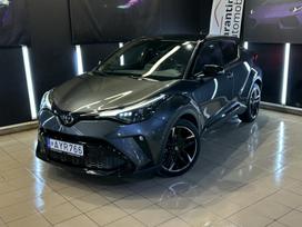Toyota C-HR, 1.8 l., off-road / crossover