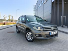Volkswagen Tiguan, 1.4 l., Внедорожник / Кроссовер