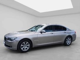 BMW 730, 3.0 l., saloon / sedan