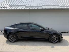 Tesla Model 3, 60 кВт·ч, Седан