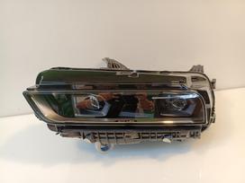 BMW 7 serija, 5B33f01