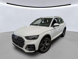 Audi Q5, 2.0 l., off-road / crossover