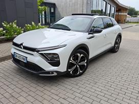 Citroen C5 X, 1.6 l., off-road / crossover