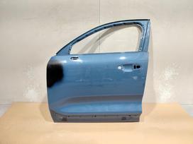 Volvo C40 doors