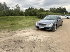 Mercedes-Benz E270, 2.7 l., Седан