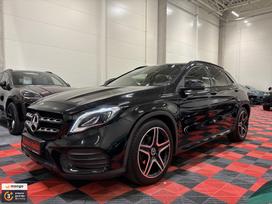 Mercedes-Benz GLA200, 1.6 l., Хэтчбек