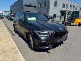 BMW X5, 3.0 l., visureigis / krosoveris