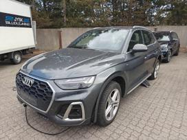 Audi Q5, 2.0 l., off-road / crossover