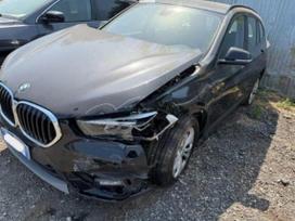 BMW X1, 1.5 l., off-road / crossover