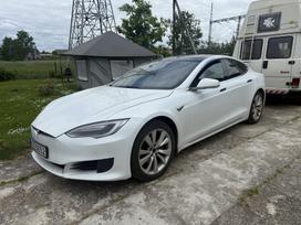 Tesla Model S, 75 kWh, hečbekas