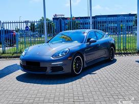 Porsche Panamera, 3.0 l., Хэтчбек