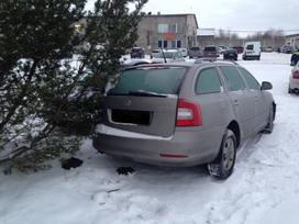 Skoda Octavia. Variklis - (cayc ), mech. dėžė - ( lhw )