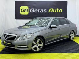 Mercedes-Benz E300, 3.0 l., Седан