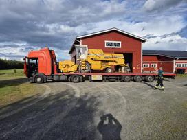 Sampo 580, combine harvesters
