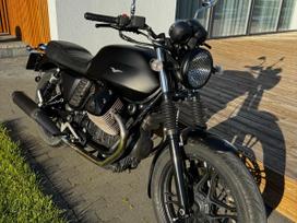 Moto Guzzi V7 750cc, street / classic