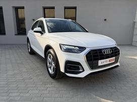 Audi Q5, 2.0 l., off-road / crossover