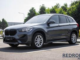 BMW X1, 1.5 l., Внедорожник / Кроссовер