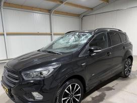 Ford Kuga, 1.5 l., off-road / crossover