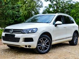 Volkswagen Touareg, 3.0 l., Внедорожник / Кроссовер