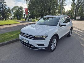 Volkswagen Tiguan, 2.0 l., Внедорожник / Кроссовер