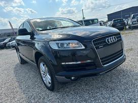 Audi Q7, 3.0 l., off-road / crossover