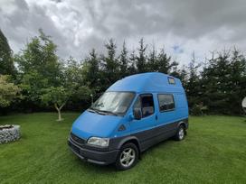 Ford Transit, turistiniai automobiliai