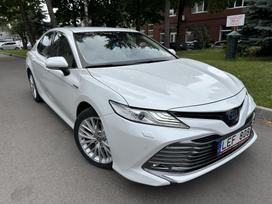 Toyota Camry, 2.5 l., saloon / sedan