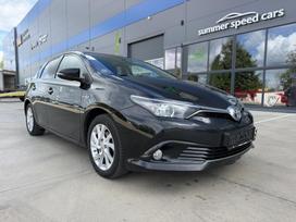 Toyota Auris, 1.8 l., Хэтчбек