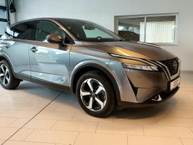 Nissan Qashqai, 1.3 l., off-road / crossover