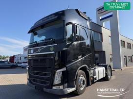 Volvo FH XL, double sleeper