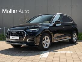 Audi Q5, 2.0 l., off-road / crossover