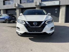 Nissan Qashqai, 1.2 l., Внедорожник / Кроссовер
