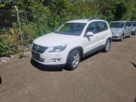 Volkswagen Tiguan, 1.4 l., Минивэн