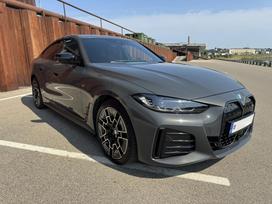 BMW i4, 84 kWh, coupe