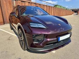 Porsche Macan, 100 kWh, off-road / crossover