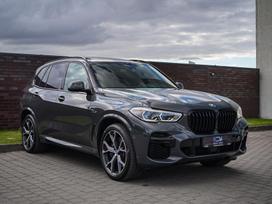 BMW X5, 3.0 l., visureigis / krosoveris