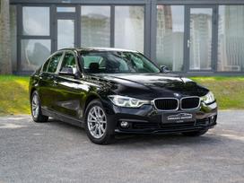 BMW 318, 1.5 l., saloon / sedan