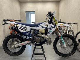 Husqvarna TE 300cc, enduro / adventure