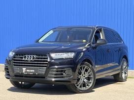 Audi Q7, 3.0 l., off-road / crossover