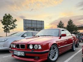 BMW 520, 2.0 l., Седан