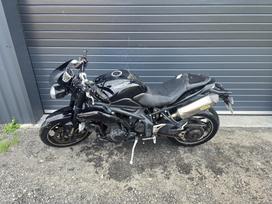 Triumph Speed Triple, ielas motocikls